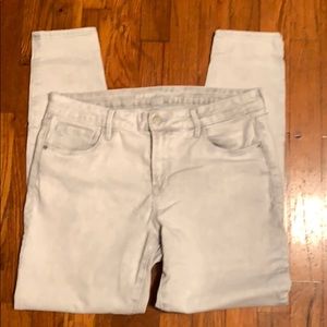 🔽 Old Navy Rockstar Mid Rise Jeans
